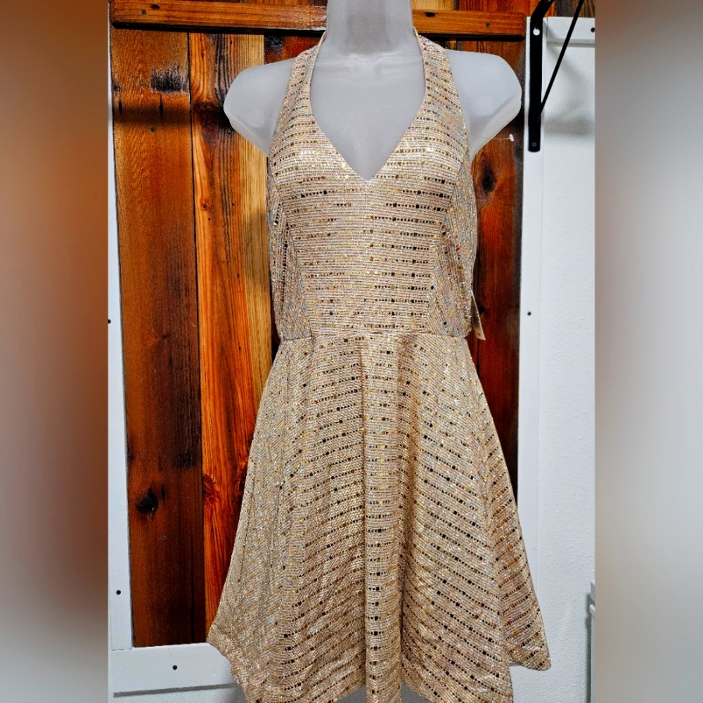 NWT City Triangles Jr's Gold Sequin Dress (9)